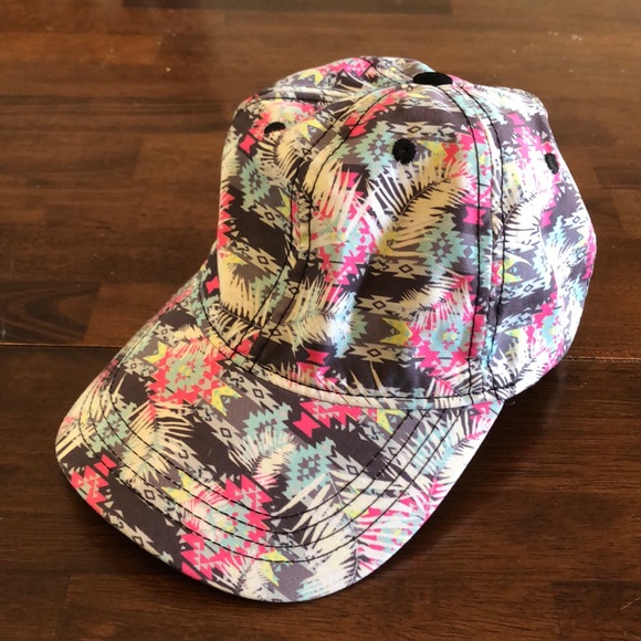 Claire's Accessories - Patterned cap. Claire's Accessories - Patterned cap.